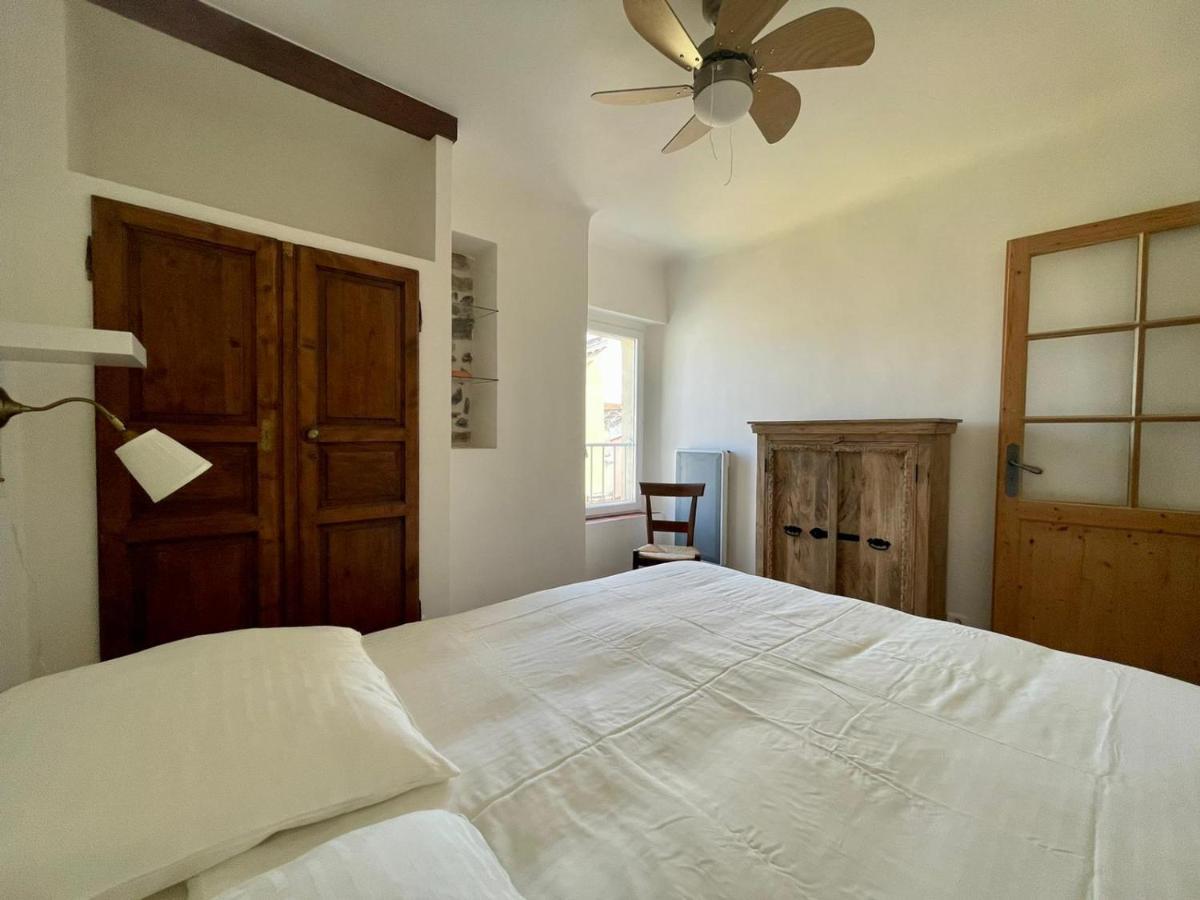 La Maison de Lily, cosy dans le Vieux-Hyères, parking gratuit Esterno foto